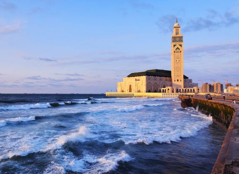 mosque-in-casablanca-950x694